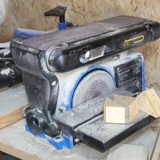 Bench sander