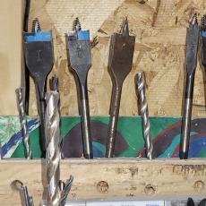 Loose drill bits
