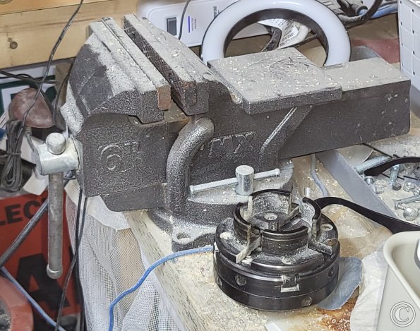 heavy duty vise